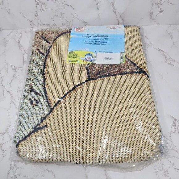 NWT Disney Winnie The Pooh Vintage Pooh Woven Tapestry Throw Blanket - Picture 4 of 4